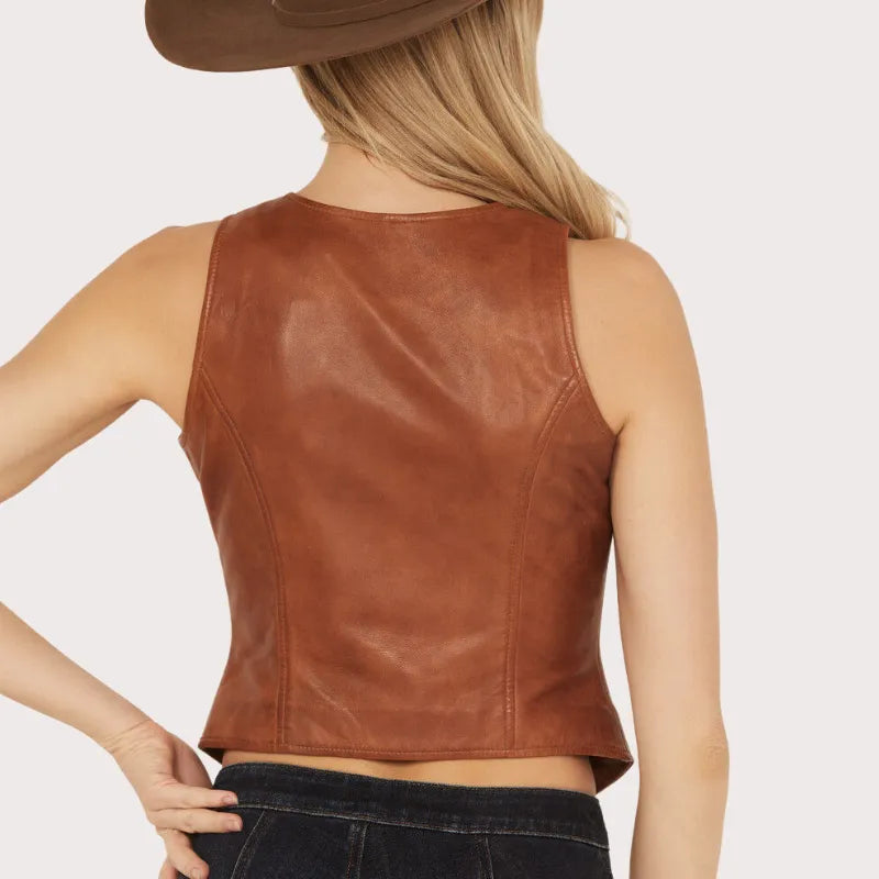 Idyllwind Women's Fitted Button-Down Leather Vest image 3