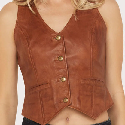 Idyllwind Women's Fitted Button-Down Leather Vest image 2